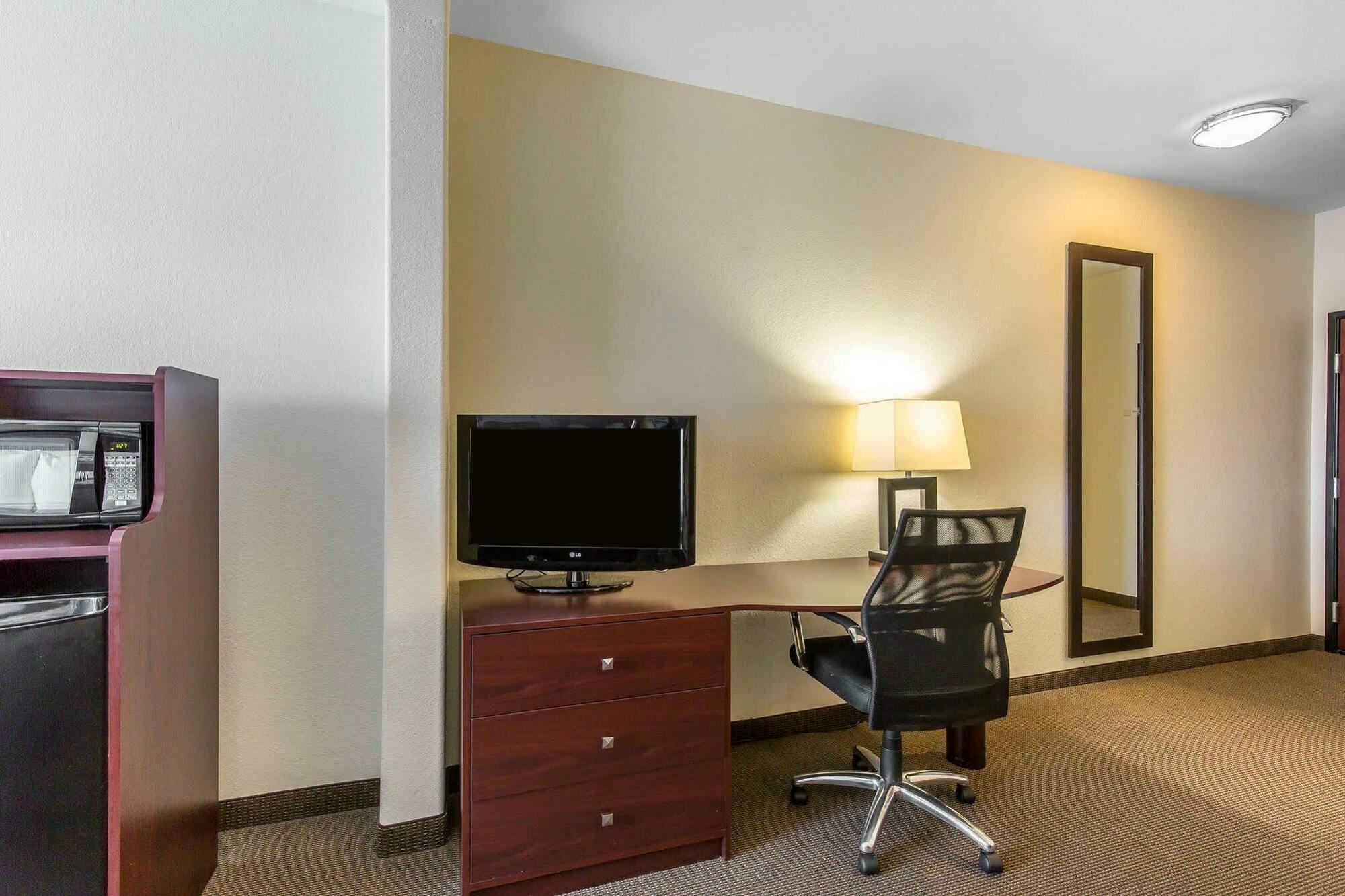 Sleep Inn & Suites Bush Intercontinental - Iah East Humble Buitenkant foto